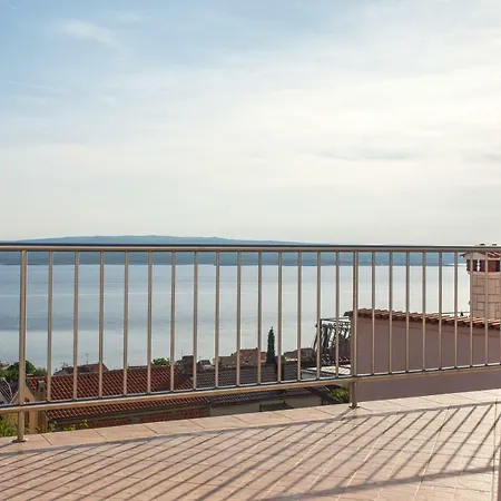 Adriatic Apartment *