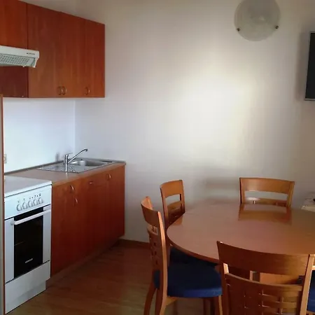 Adriatic Apartment *