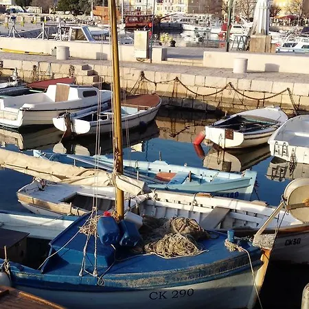 Adriatic Apartman *